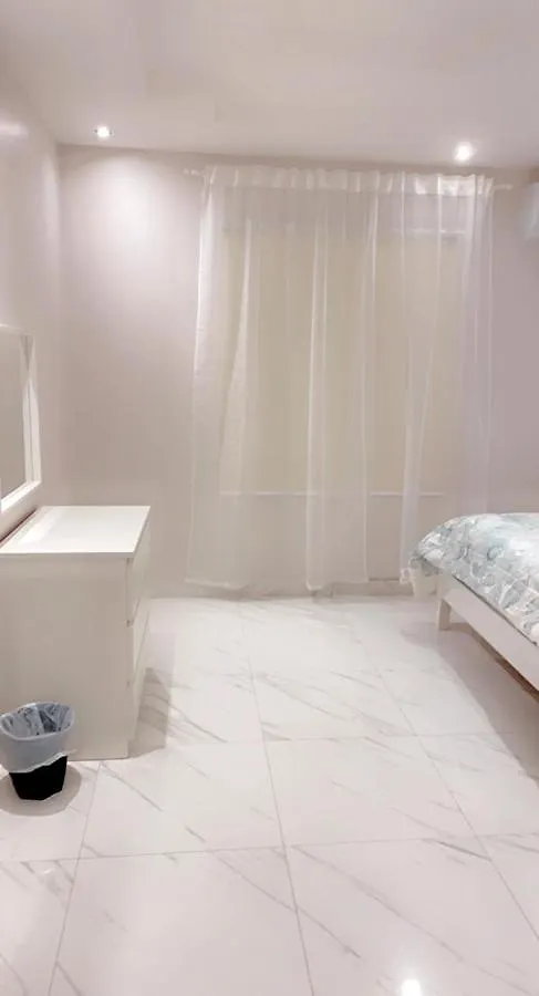 White Apartment Jeddah